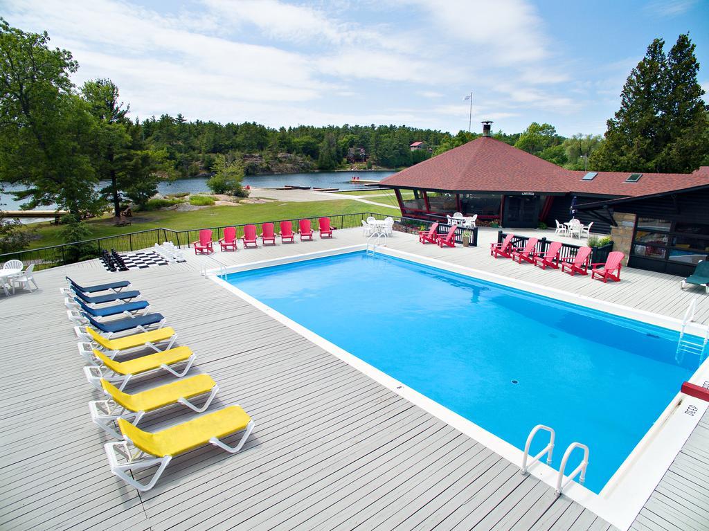 Killarney Mountain Lodge Exterior photo